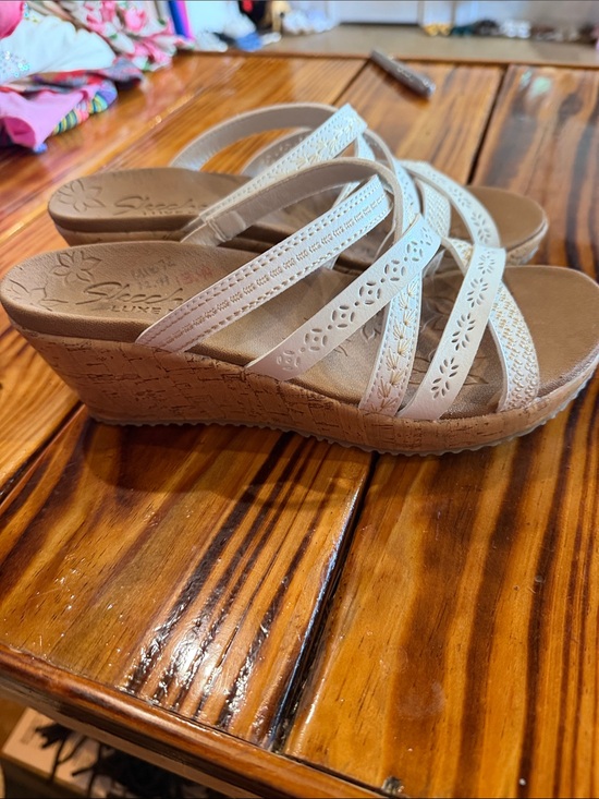 Skechers Shoes - Skechers Cream Floral Laser-Cut Wedge Sandals